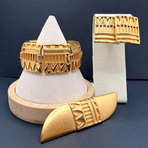 VTG Monet Egyptian Revival Gold Tone Brooch Bracelet Earring Cleopatra Aztec Set